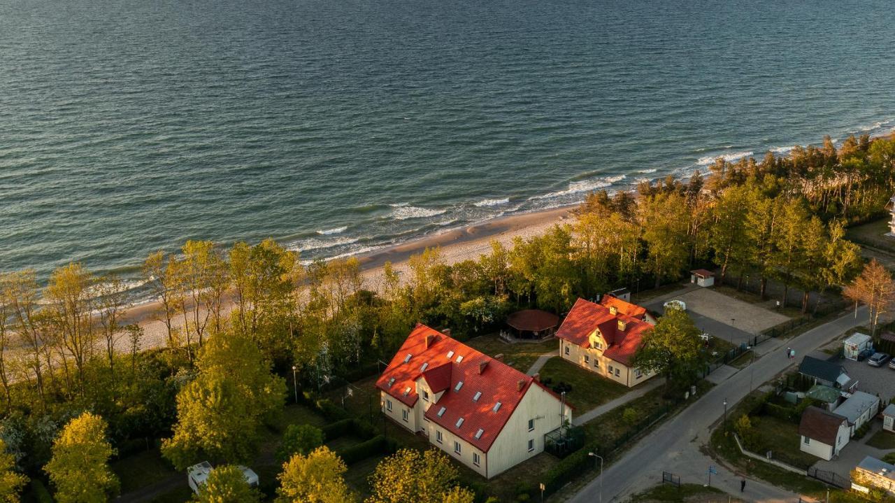 Hotel Nad Brzegiem Baltyku Sarbinowo Esterno foto