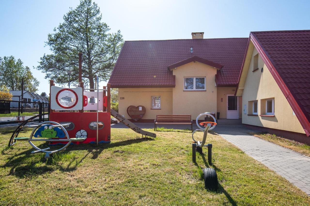 Hotel Nad Brzegiem Baltyku Sarbinowo Esterno foto