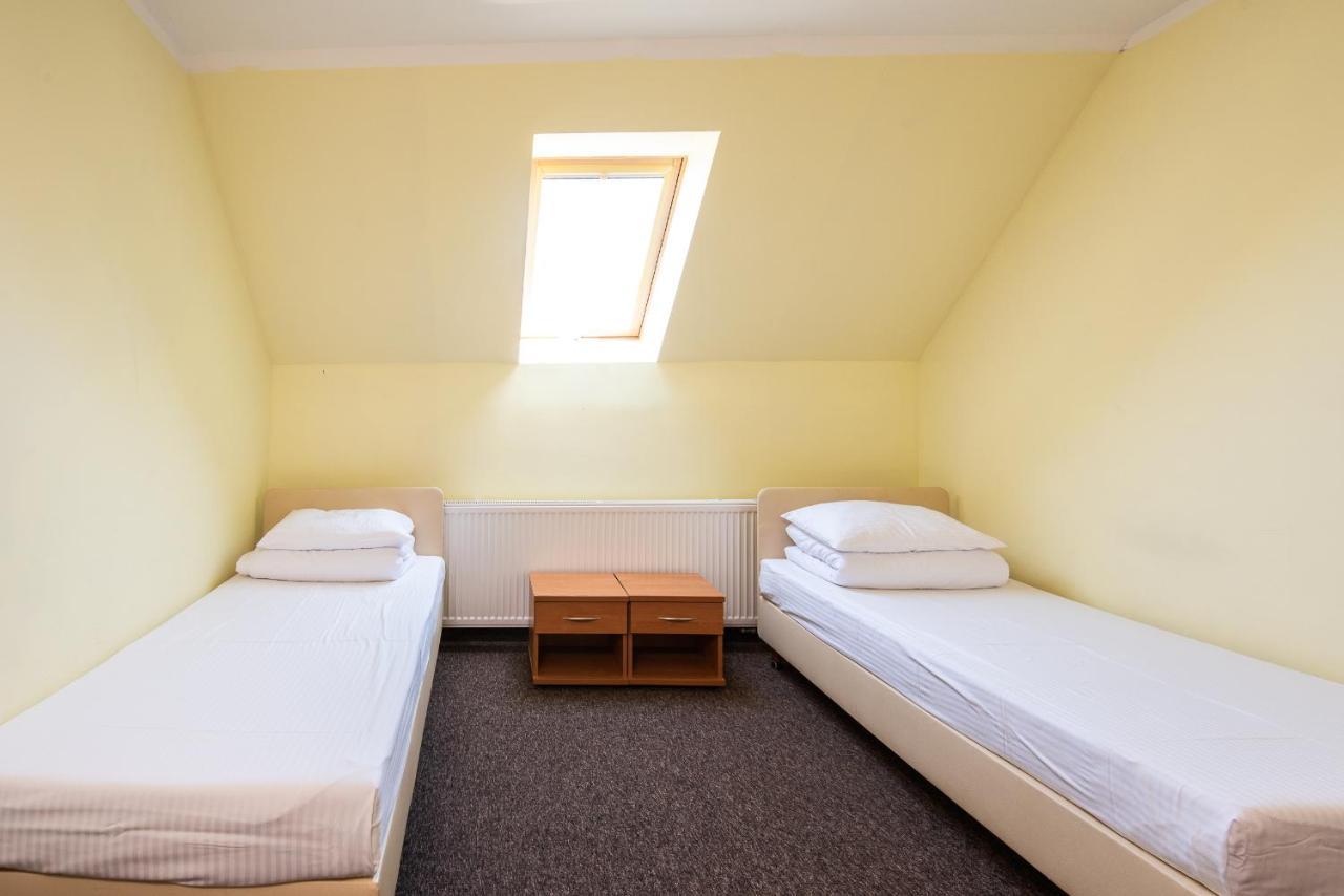 Hotel Nad Brzegiem Baltyku Sarbinowo Esterno foto