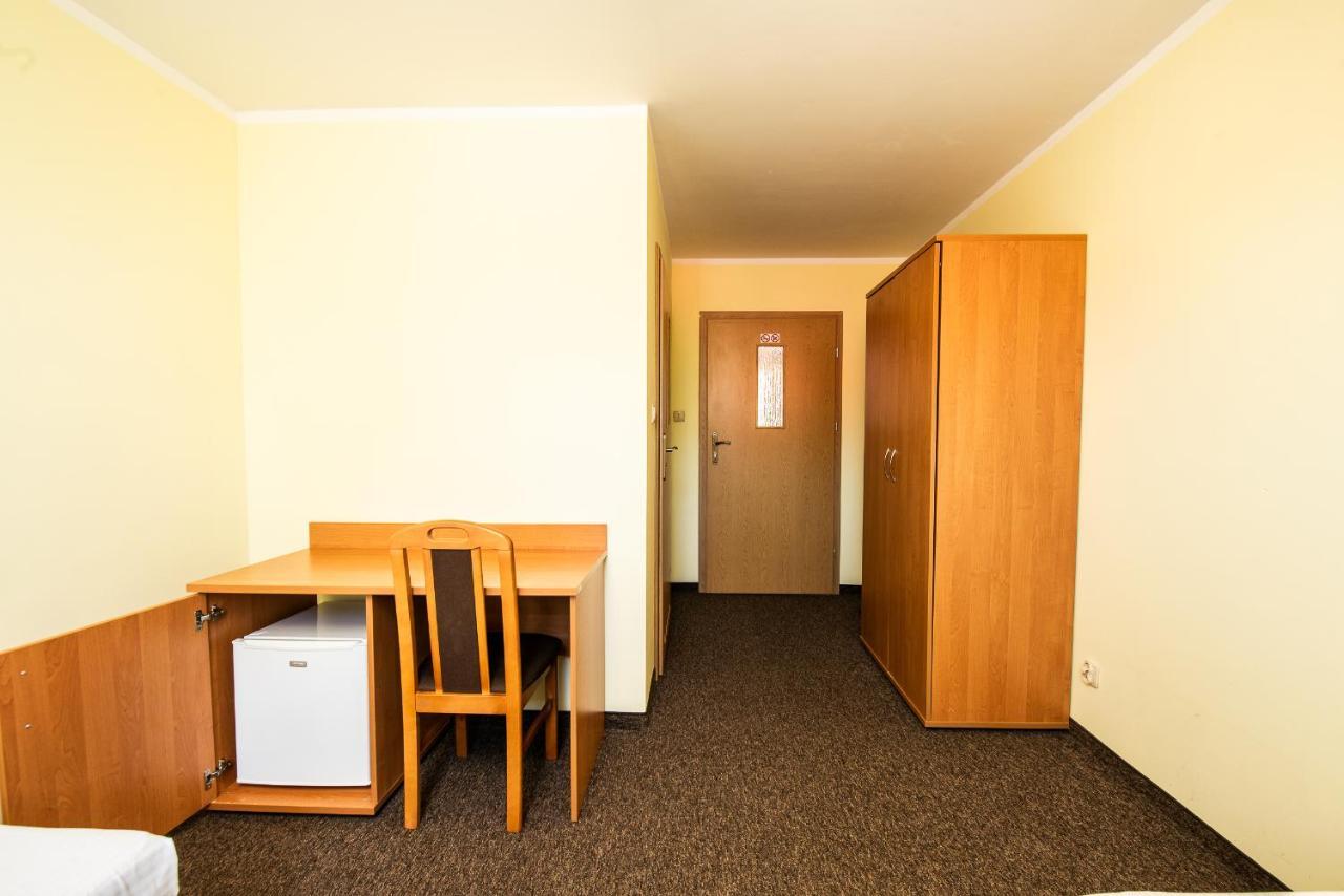 Hotel Nad Brzegiem Baltyku Sarbinowo Esterno foto